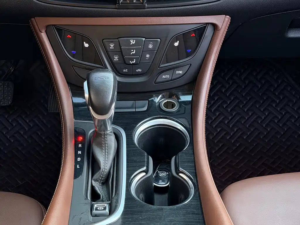 Buick Envision Plus — миниатюра 21