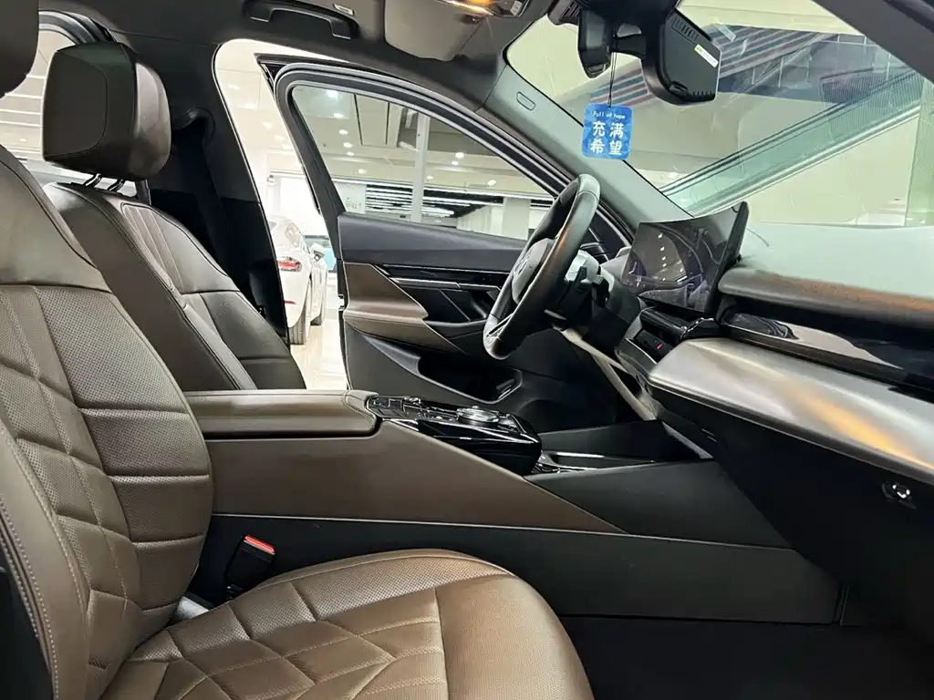 BMW 5 Series 5 2024 530Li Lead M Sport