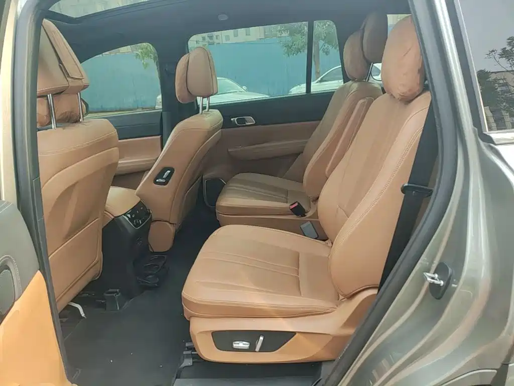 Li Auto Li ONE — миниатюра 17