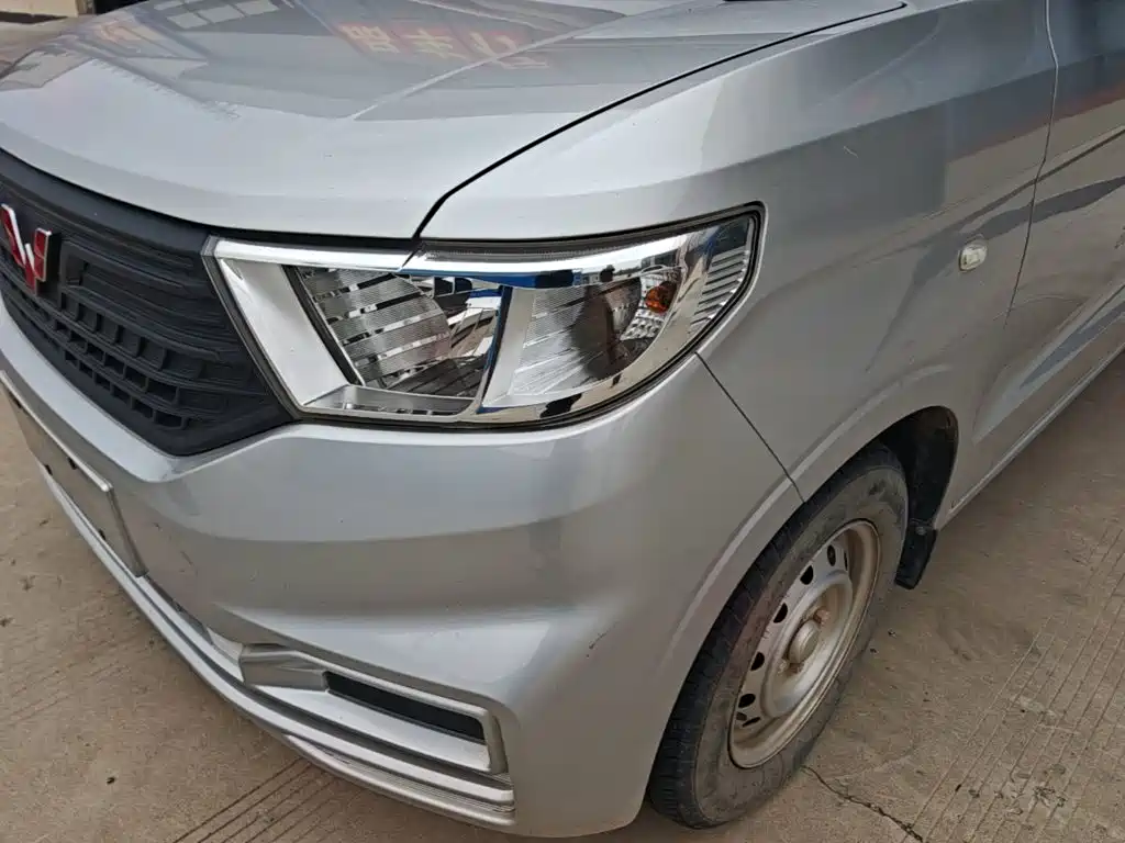 Wuling Hongguang V — миниатюра 24