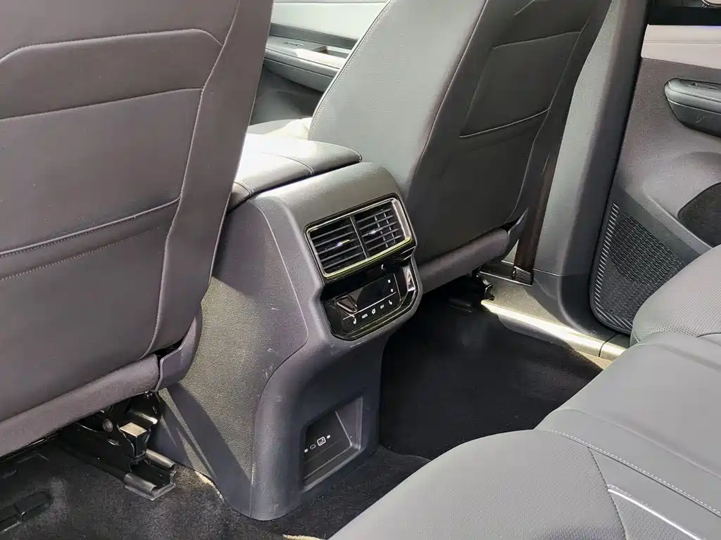 Volkswagen Teramont — миниатюра 9