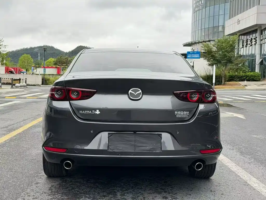Mazda 3 Axela — миниатюра 8