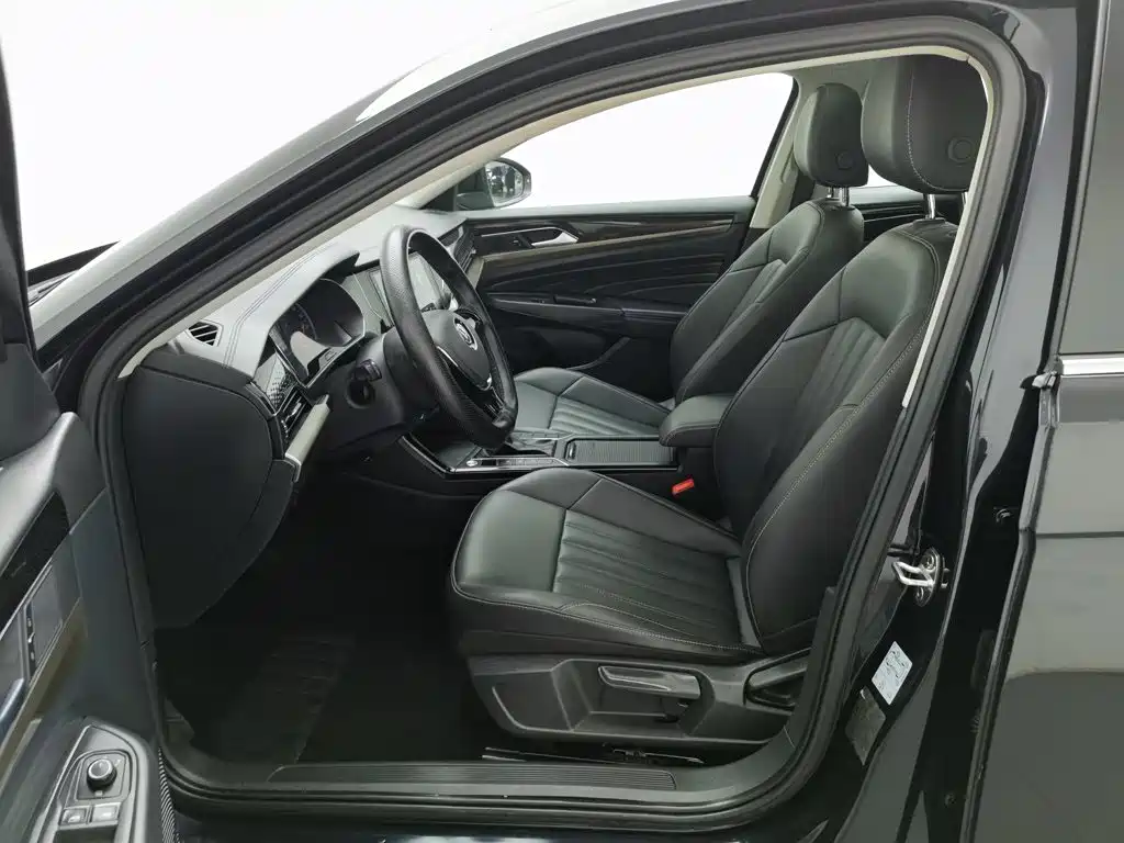 Volkswagen Passat — миниатюра 10