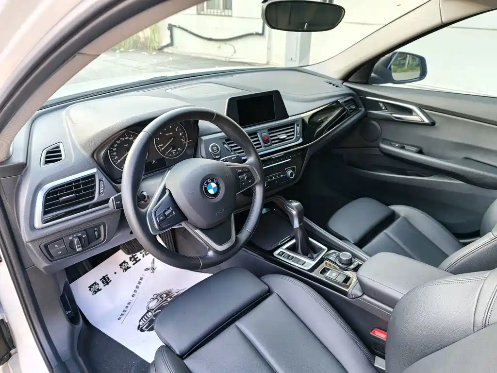 BMW 1 Series — миниатюра 12