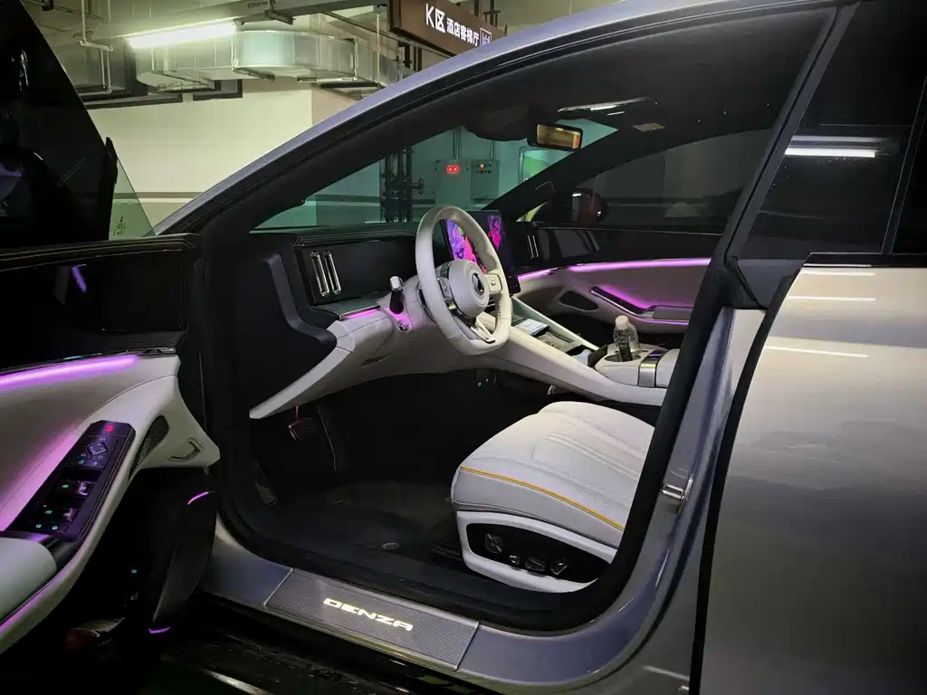 Denza Denza Z9GT — миниатюра 7