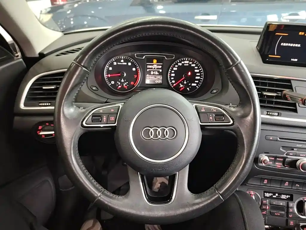 Audi Q3 — миниатюра 11