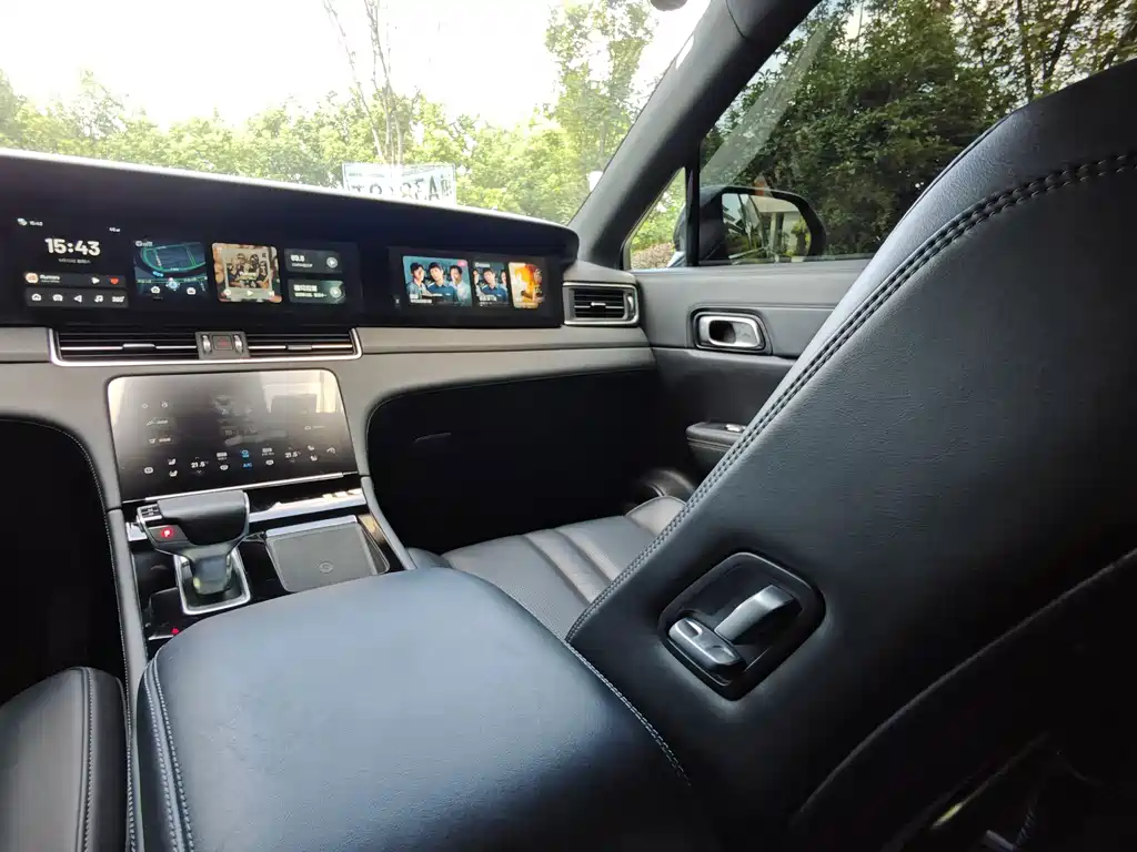 Li Auto Li ONE — миниатюра 14