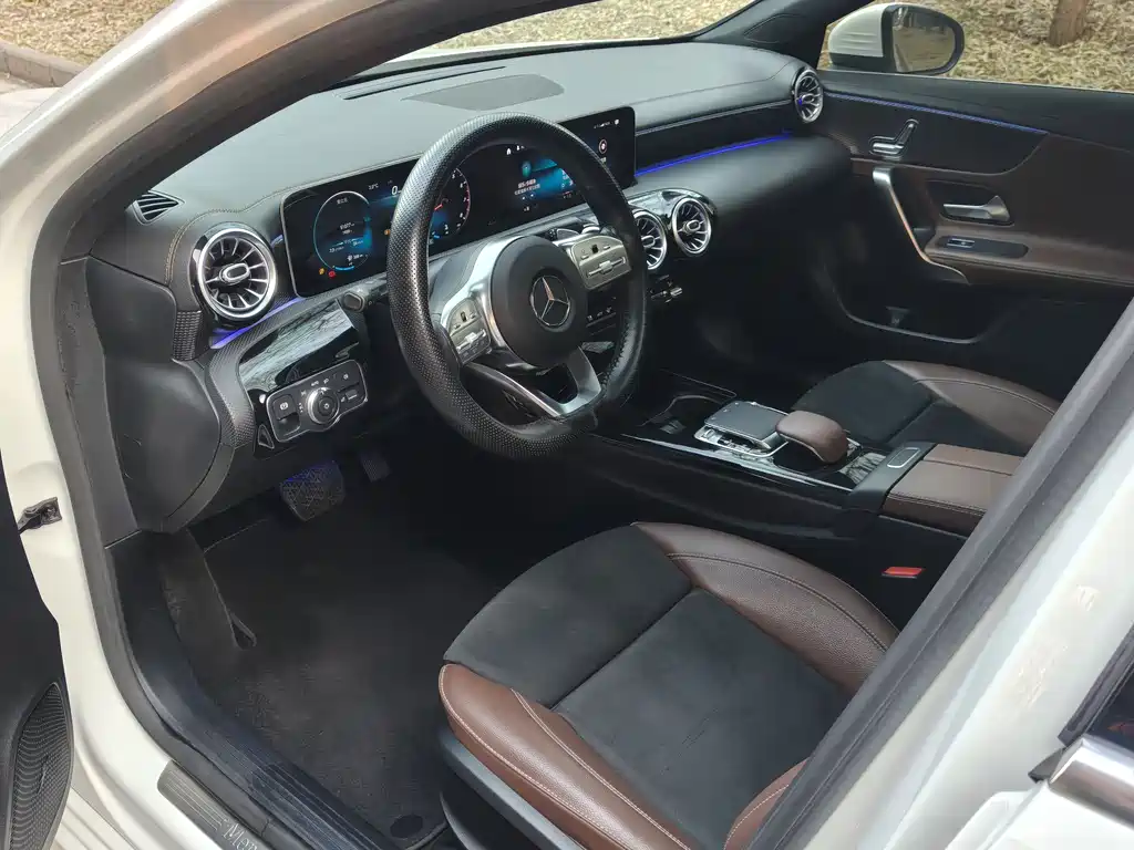 MERCEDES-BENZ A CLASS