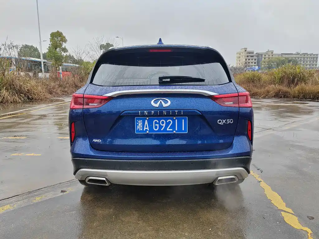 INFINITI QX50