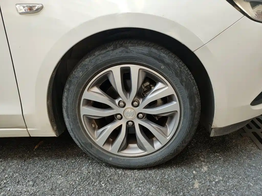 Buick Excelle — миниатюра 24