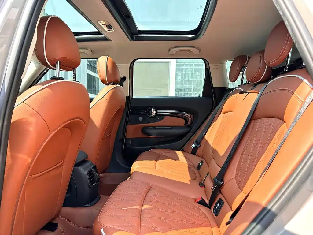 MINI Mini Clubman — миниатюра 4