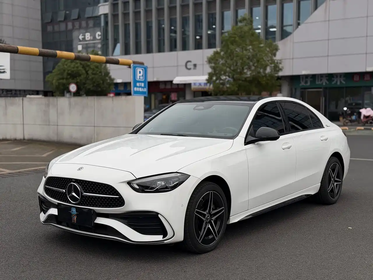 Mercedes-Benz C-Class C 260 L versiunea sportivă Haoye