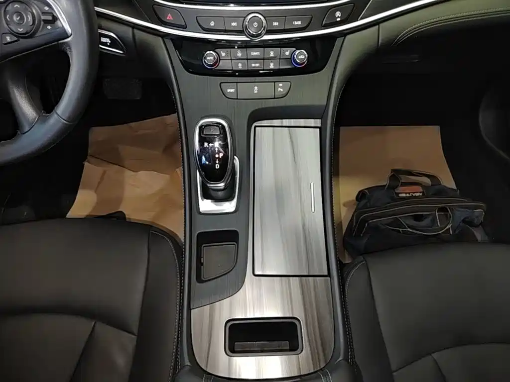 Buick LaCrosse — миниатюра 14