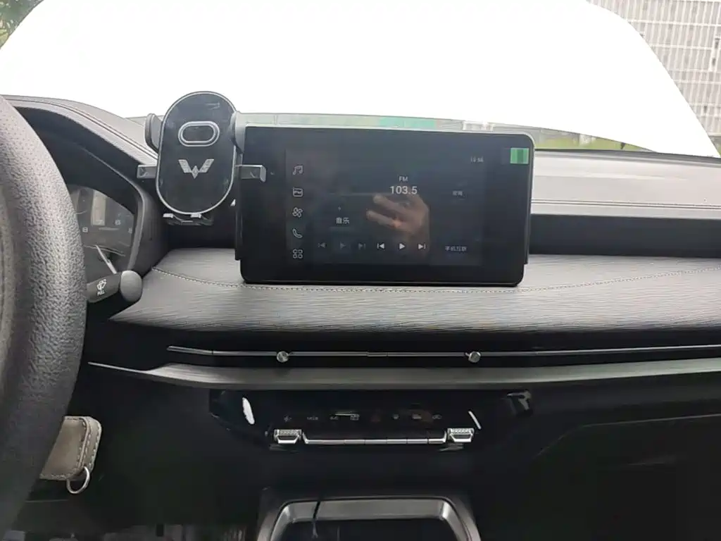 Wuling Jiachen — миниатюра 13