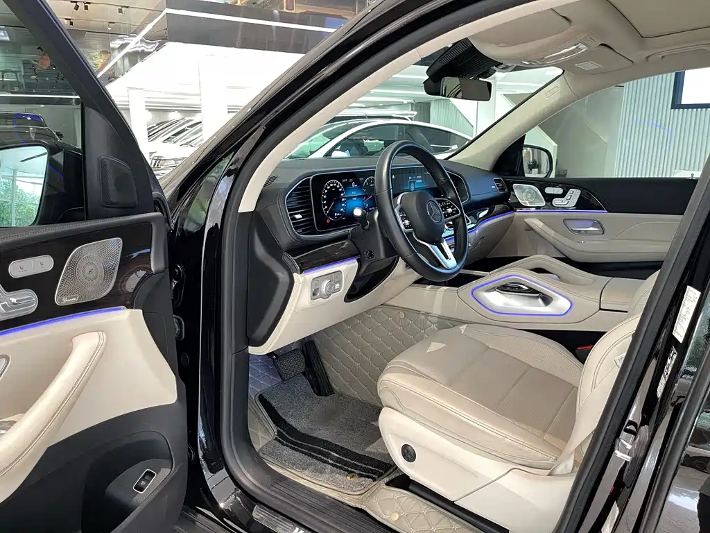 Mercedes-Benz GLS — миниатюра 11