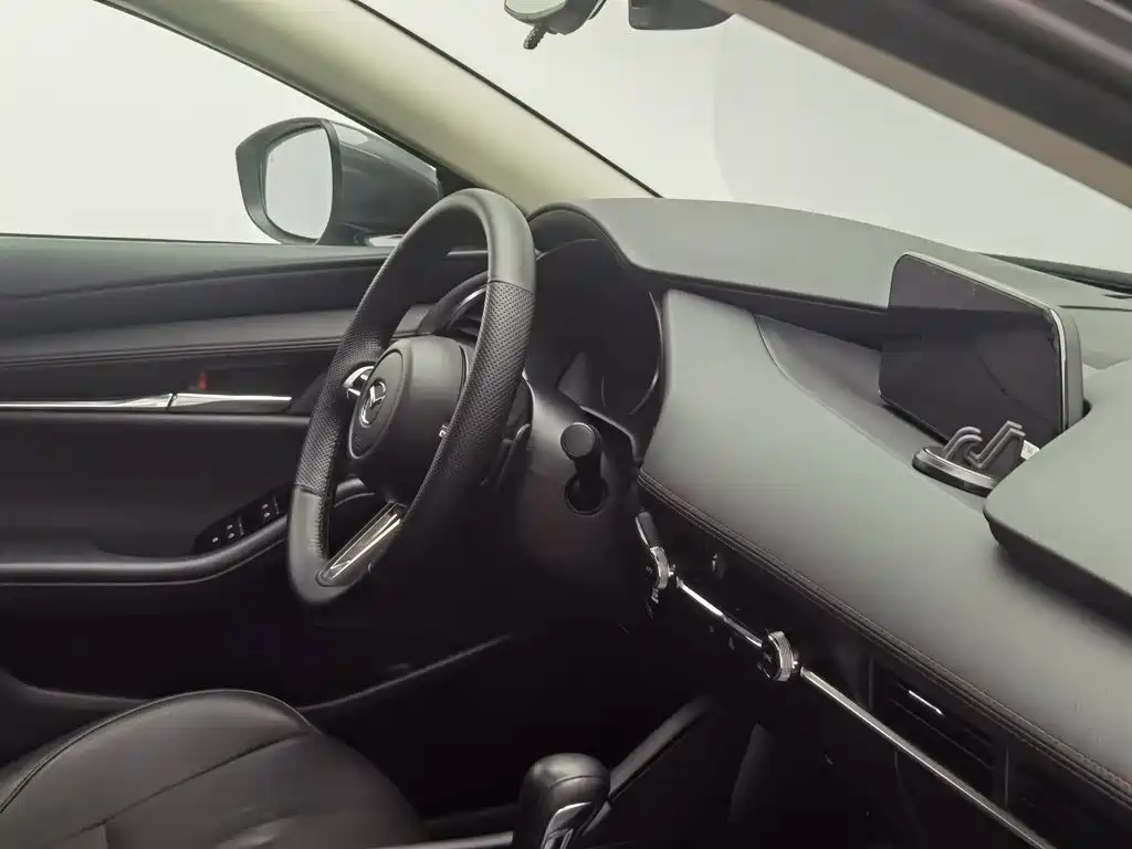 Mazda 3 Axela — миниатюра 22