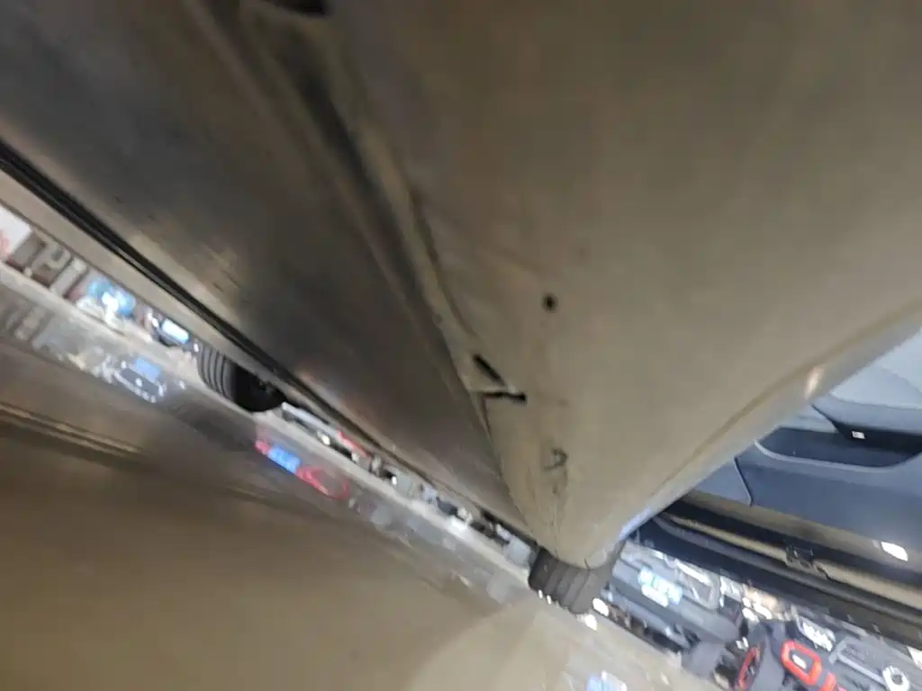 Tesla Model 3 — миниатюра 21