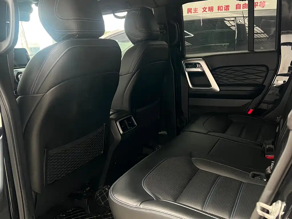 Beijing Off-Road BJ40 PLUS 2.3T Auto 4WD Premium Edition China VI, фото 8