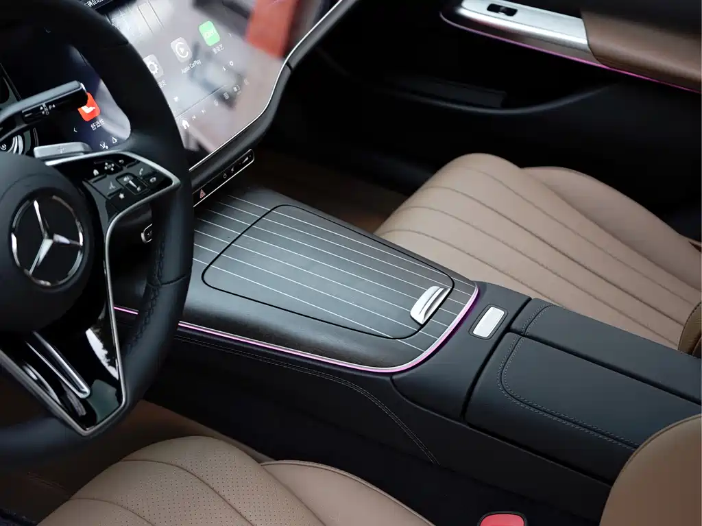 Mercedes-Benz E-Class — миниатюра 19