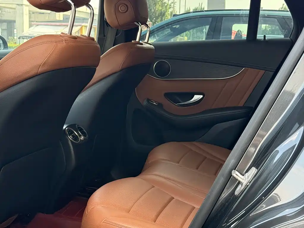 Mercedes-Benz GLC 2020 GLC 300 4MATIC SUV