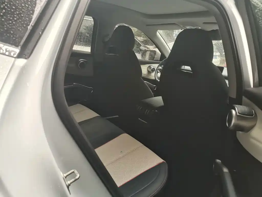 BYD Yuan Plus — миниатюра 5