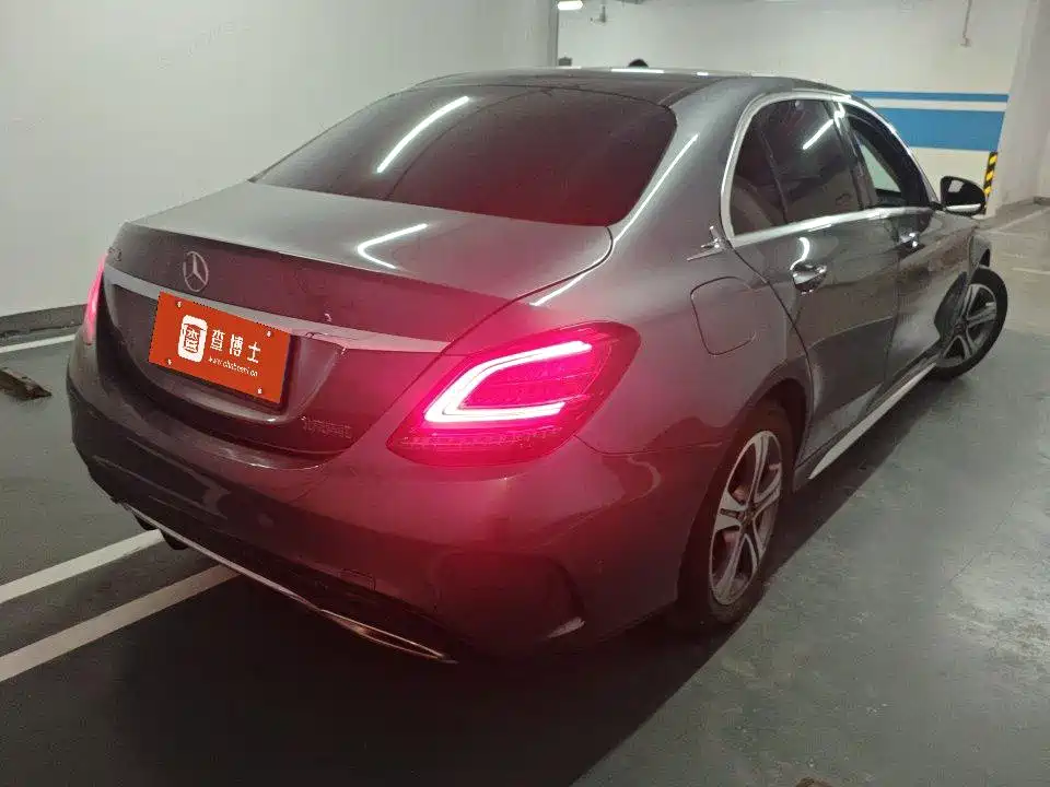 Mercedes-Benz C-Class — миниатюра 3