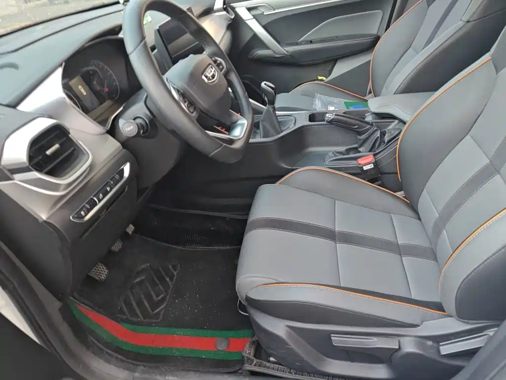 Geely Binyue — миниатюра 11