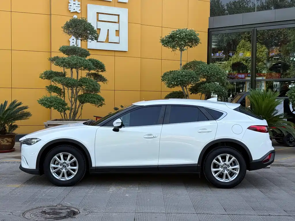 Mazda CX-4 2.0L Auto 2WD Blue Sky Leading Edition, фото 7