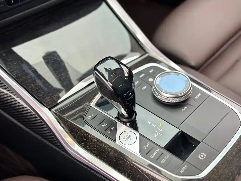 BMW 3 Series — миниатюра 12
