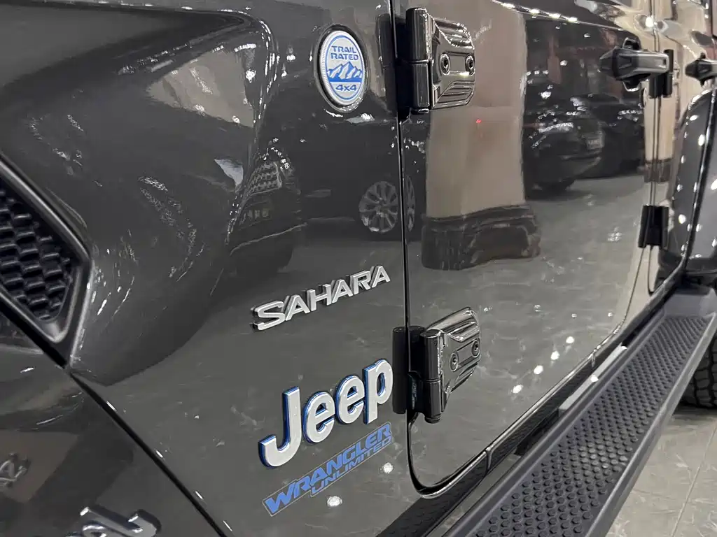Jeep Wrangler PHEV — миниатюра 9