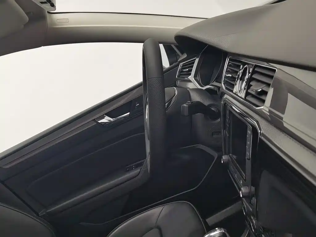 Volkswagen Passat — миниатюра 22