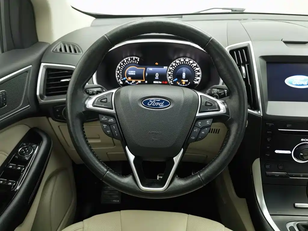 Ford Edge — миниатюра 11