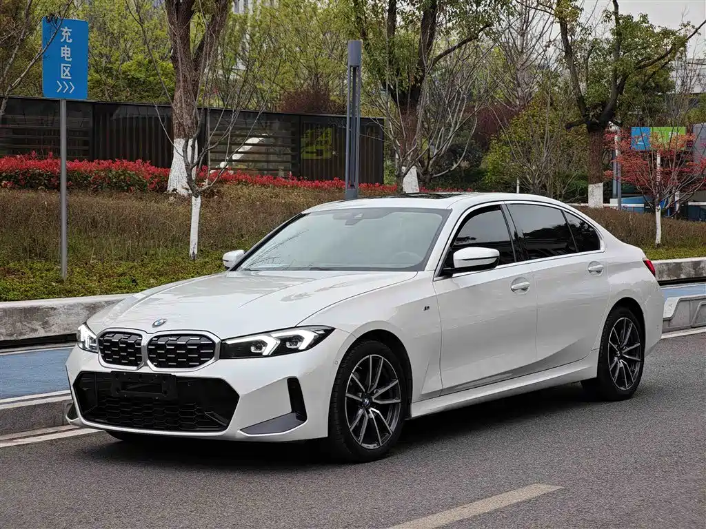 BMW 3 Series 2024