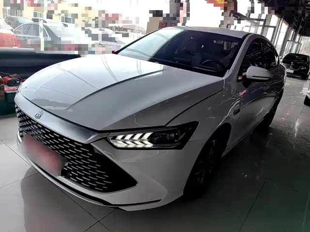 2023 BYD Qin