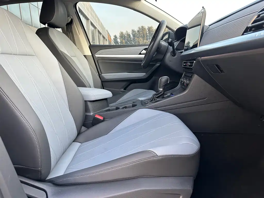 Volkswagen Lavida — миниатюра 11