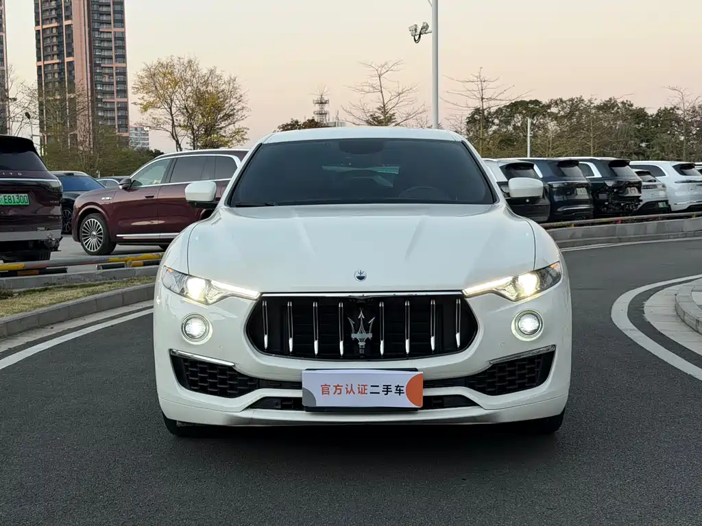 MASERATI LEVANTE
