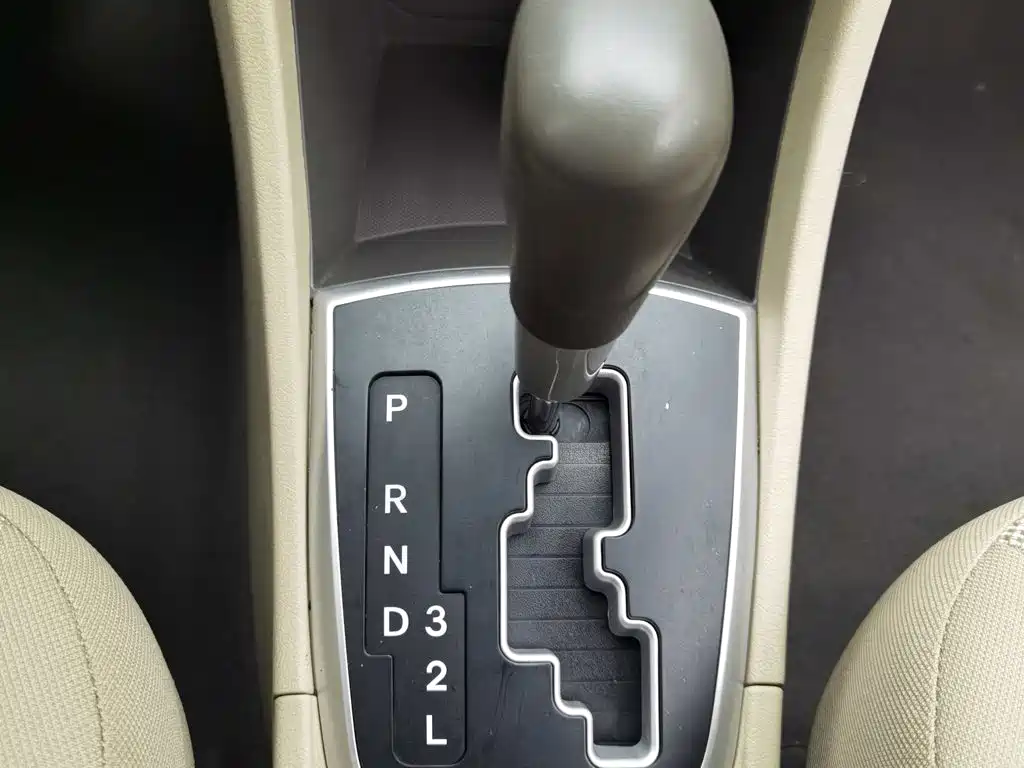 Hyundai Verna — миниатюра 13