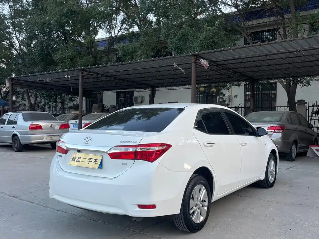 Toyota Corolla — миниатюра 10