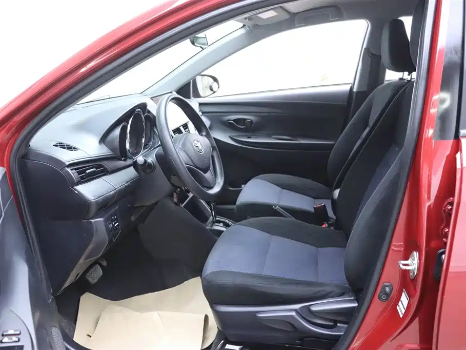 TOYOTA YARIS L ZHIXUAN