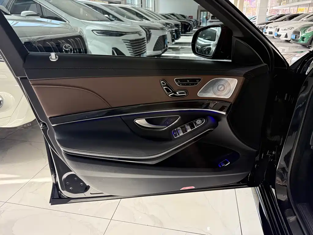 Mercedes-Benz S-Class — миниатюра 4