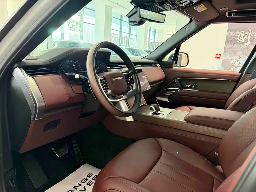 Land Rover Range Rover — миниатюра 7