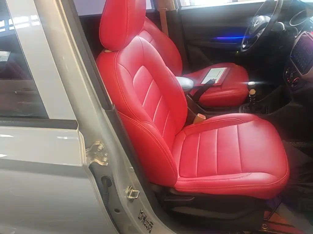 Wuling Hongguang — миниатюра 25