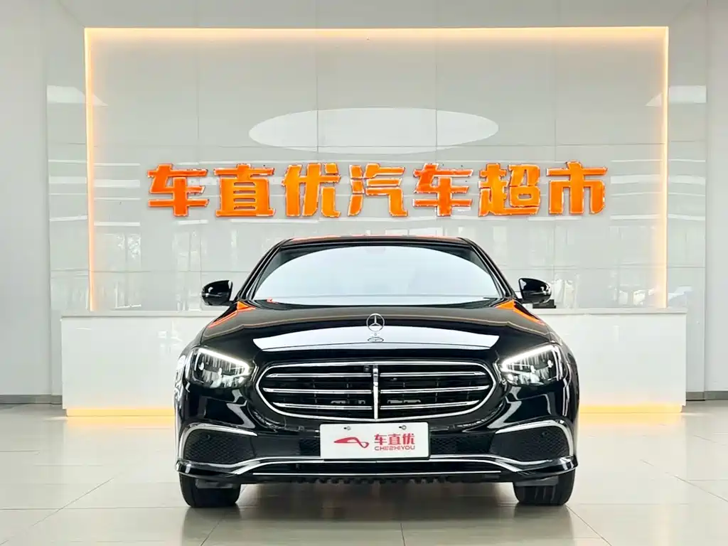 Mercedes-Benz E-Class — миниатюра 3