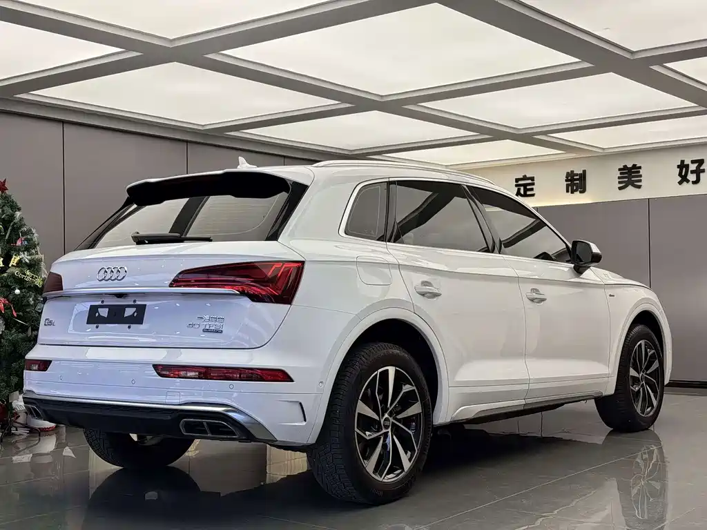 Audi Q5L — миниатюра 12