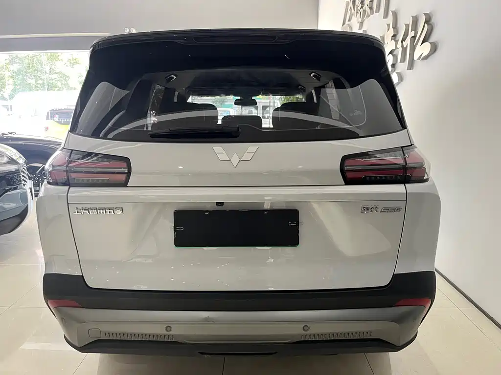 Wuling Xingguang 560 New Energy — миниатюра 5