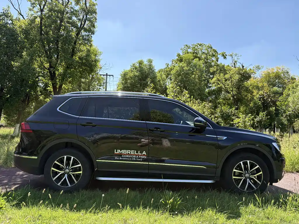 Volkswagen Tiguan L — миниатюра 7