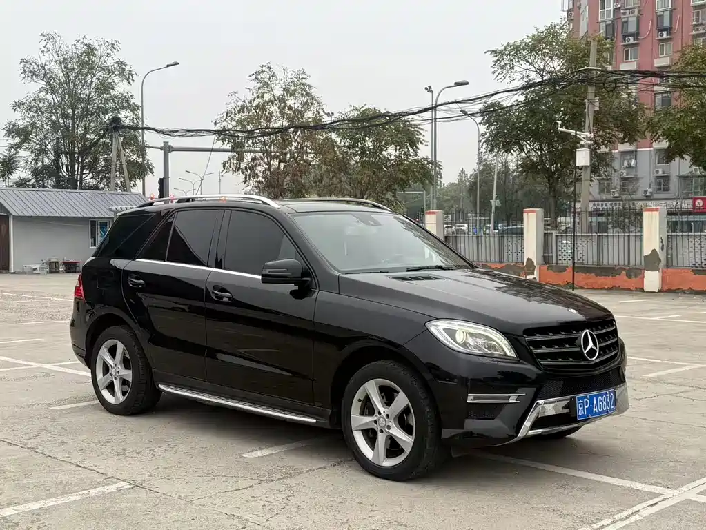 Mercedes-Benz M-Class — миниатюра 3