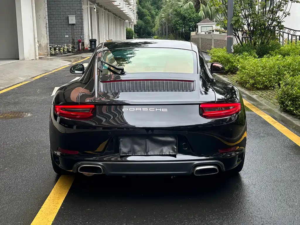 Porsche 911 2016 Carrera 3.0T