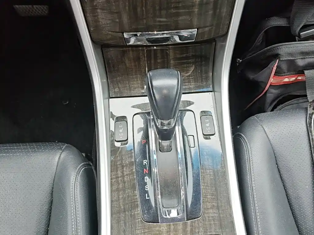 Honda Accord — миниатюра 14