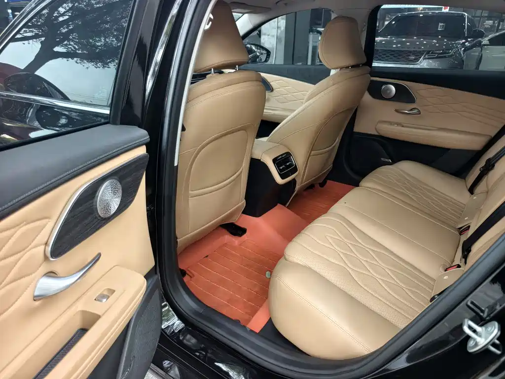 Chery 8 PRO 2025 1.6T DCT Luxury